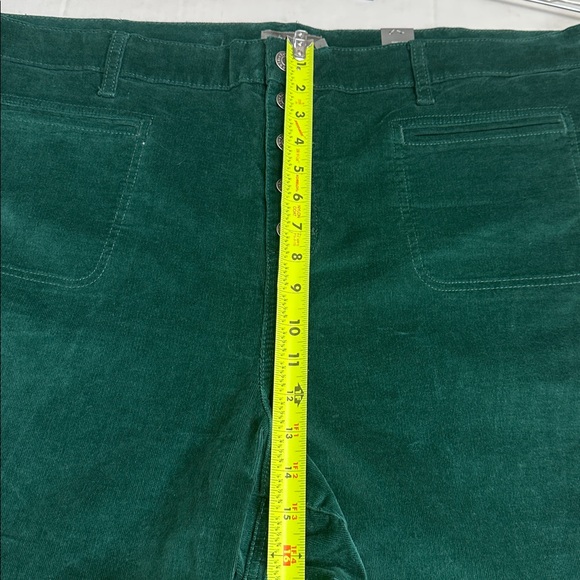Torrid Green Slim Boot Corduroy High Rise Pant Plus Size 26 Short Button Fly NWT - Picture 9 of 12